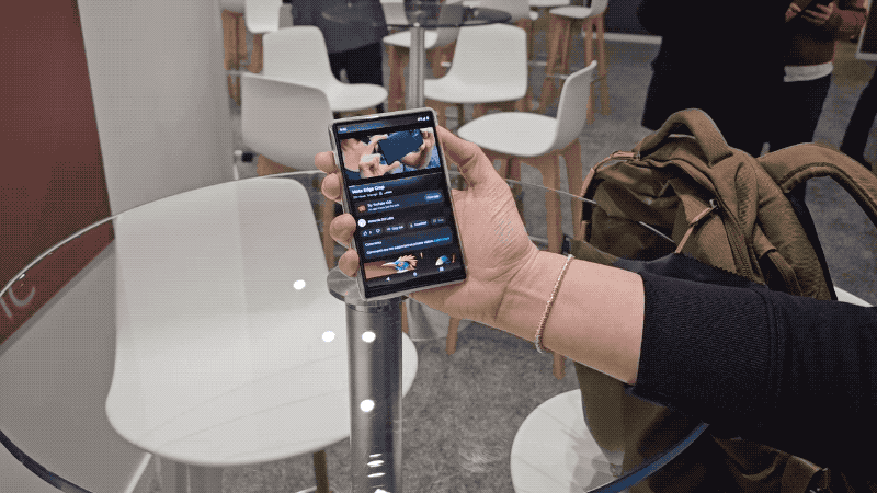 An ode to big tech cos putting earbuds in smartwatches and other weird crap | SBM Global News