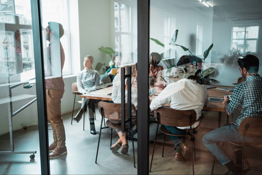 9 Key Tips for Navigating the Upcoming 2024 Marketing Landscape | SBM Global News