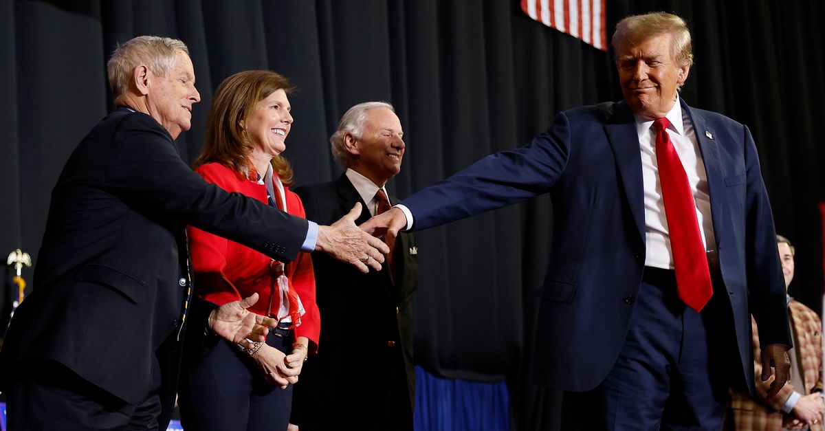 SouthCarolinaRepublicansJoinTrumpForRallyInNewHampshirejpeg | SBM Global News