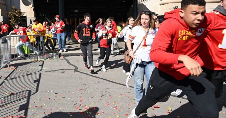 AsGunshotsRangOutSuperBowlParadeinKansasCityjpg | SBM Global News