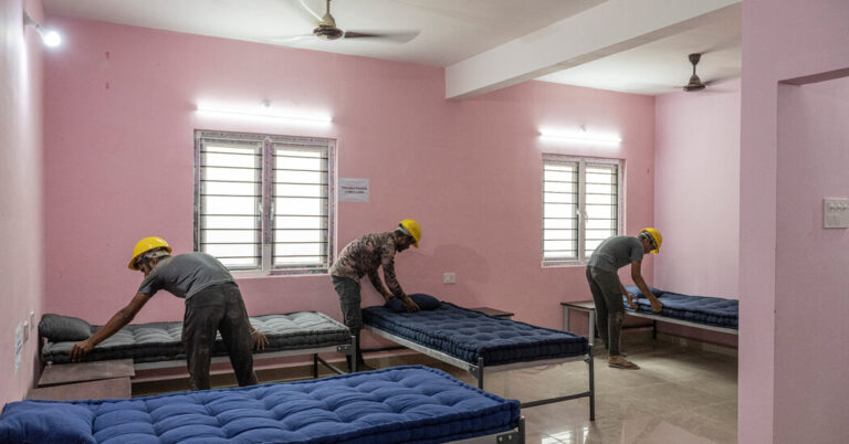 IndiasQuietPushtoStealMoreofChinasiPhoneBusinessjpg | SBM Global News
