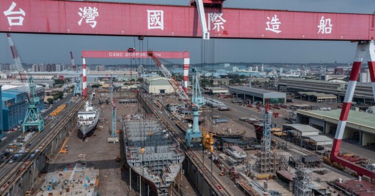 NewFreightersCouldEaseRedSeaCargoDisruptionsjpg | SBM Global News