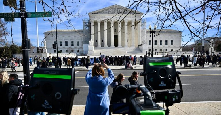 SupremeCourtSeemsLikelytoRejectChallengetoTrumpsEligibilityjpg | SBM Global News
