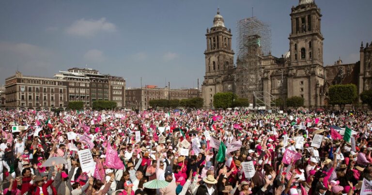 ThousandsInMexicoRailAgainstRulingPartyAndCorruptionjpeg | SBM Global News