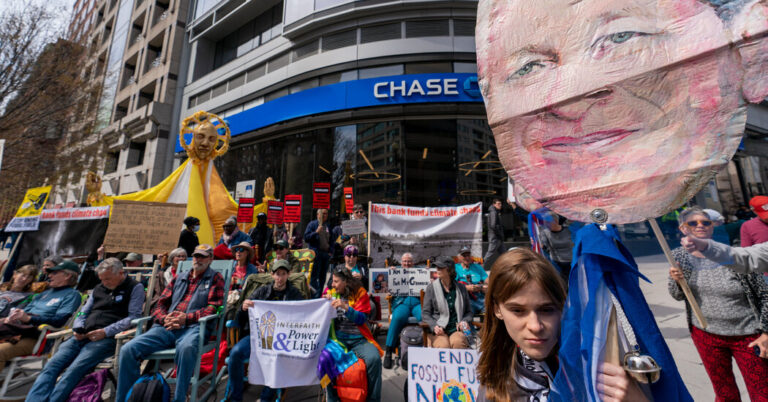 WhatsbehindWallStreetsflipfloponclimatejpg | SBM Global News
