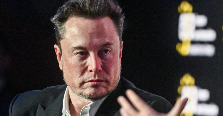 SpaceXAllegedlyBrokeTheLawWithItsSeveranceAgreementsjpeg | SBM Global News
