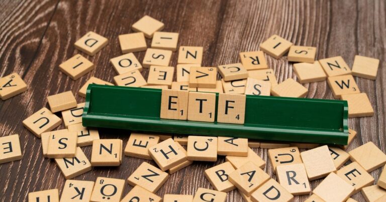 VanEckTemporarilyCutsBitcoinBTCETFFeetoZeroAfterjpg | SBM Global News