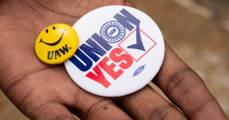 UAWWinsHistoricUnionElectionAtVolkswagenjpeg | SBM Global News
