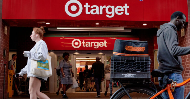 FeelingConsumersPainRetailersBringBackDiscountsjpg | SBM Global News