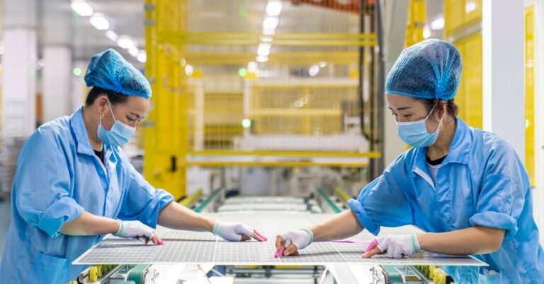 USAddsTariffstoShieldStrugglingSolarIndustryjpg | SBM Global News