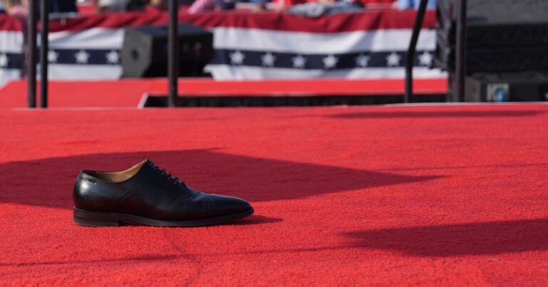 NewVideoShowsWhatHappenedToTrumpsShoesDuringAssassinationjpeg | SBM Global News
