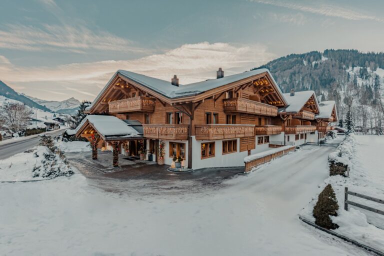 ALuxuriousWinterEscapetoUltimaHotelGstaadjpg | SBM Global News