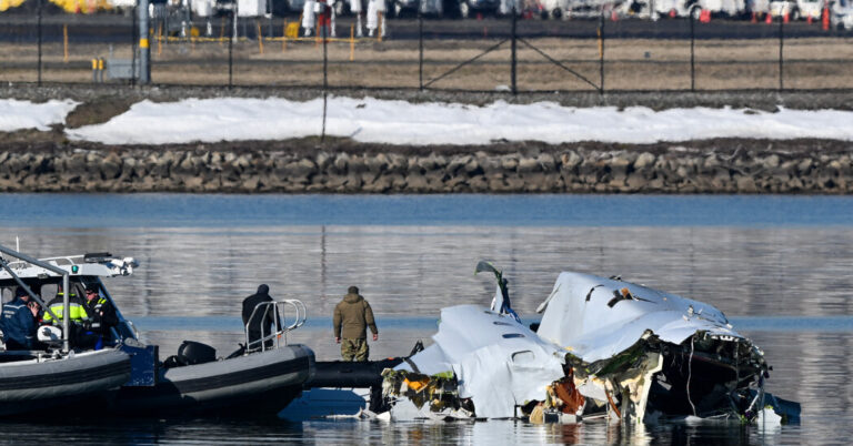 CluesFromDCPlaneCrashSuggestMultipleFailuresinAviationjpg | SBM Global News