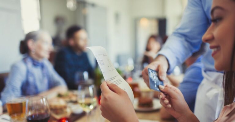 DoesItMatterIfYouSignTheCustomerCopyOfjpeg | SBM Global News