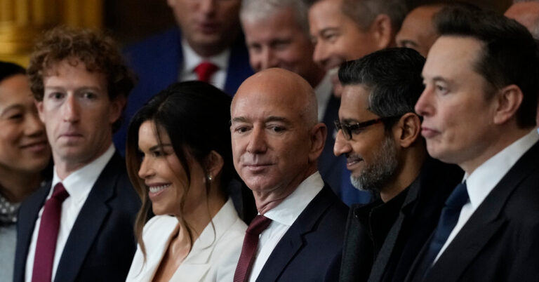 JeffBezosMarkZuckerbergandOtherBillionairesattheInaugurationjpg | SBM Global News