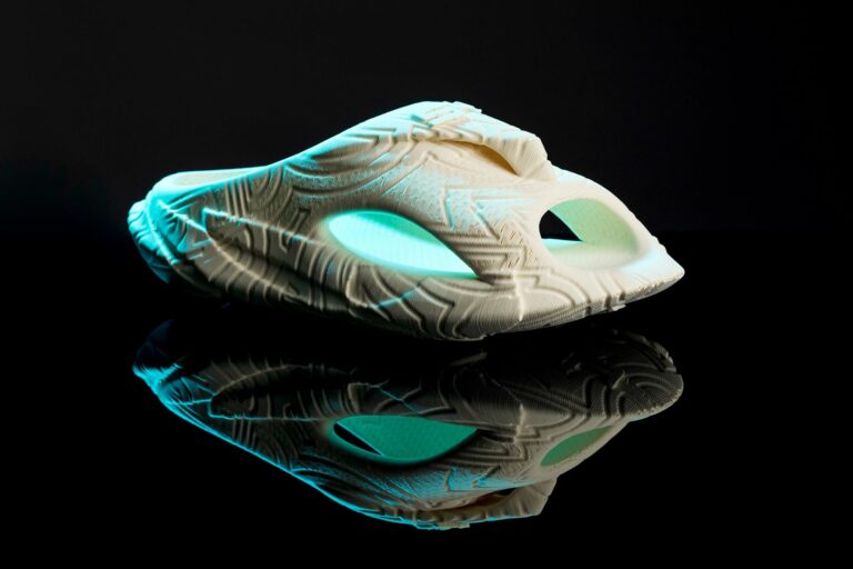 ReebokCoFounderBacksSyntilaysNewAI3DPrintedShoejpg | SBM Global News