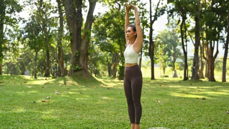 4benefitsofTadasanaandhowtodoitjpg | SBM Global News