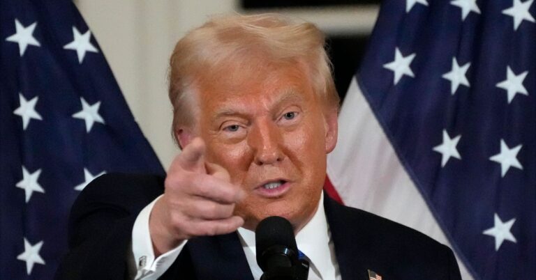 TrumpSaysSomeWhiteSouthAfricansCouldBeResettledInjpeg | SBM Global News