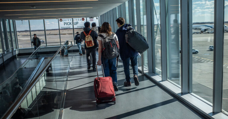 DeltaSouthwestAmericanAirlinesCutForecastsanEarlyAlarmAboutjpg | SBM Global News
