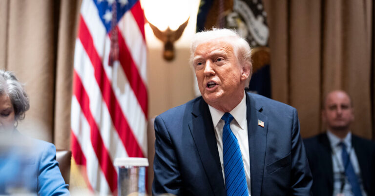 TrumpSignsExecutiveOrderRequiringProofofCitizenshiptoVotejpg | SBM Global News