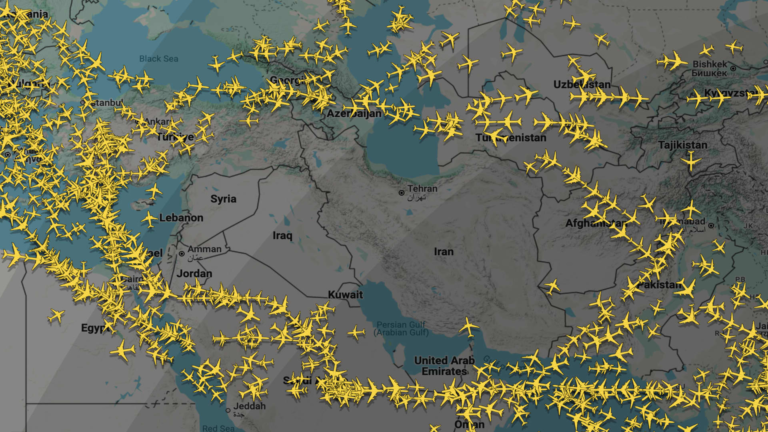 AirlinesdivertcancelMiddleEastflightsasIranattacksUSpng | SBM Global News