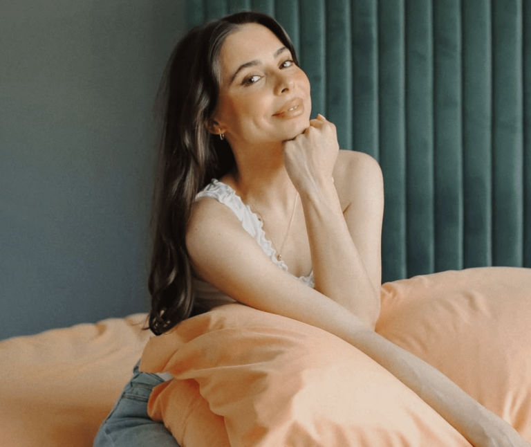 MeetPerfectPeachTheColorThatTransformedMyBedroomandMypng | SBM Global News