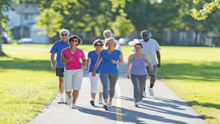 Howyourwalkingspeedaffectsfitnessandlongevityjpg | SBM Global News