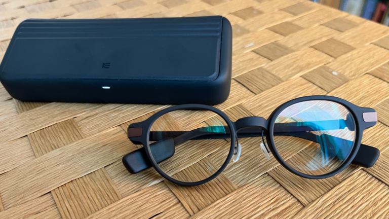 HowIUsedSmartGlassestoTrickaBartenderIntopng | SBM Global News