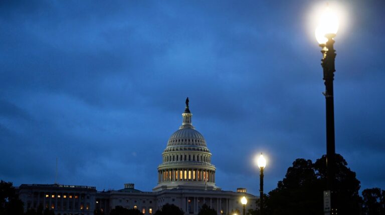 SenateRepublicansVoteDownLegislationToCheckTrumpsUseOfjpeg | SBM Global News