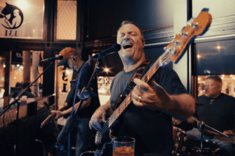TheHeartBehindtheHonkyTonkRobertEskridgesCountryStorypng | SBM Global News