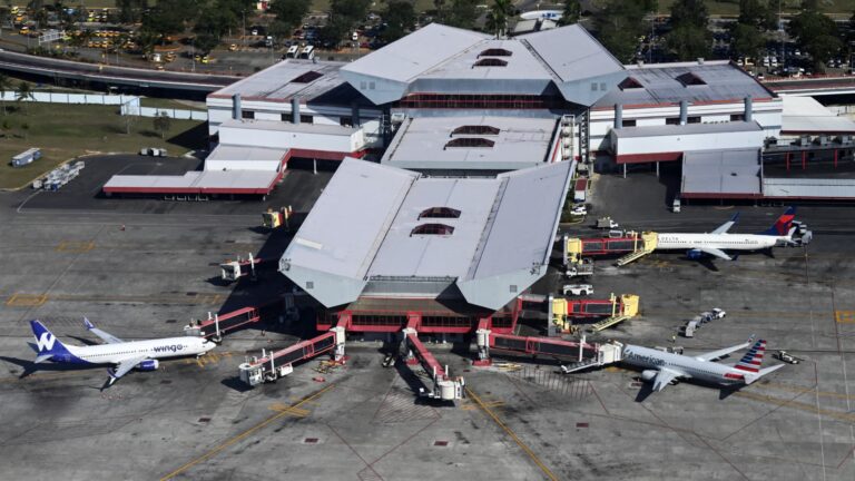 CubasaysairlinescannolongerrefuelasTrumpturnsjpeg | SBM Global News