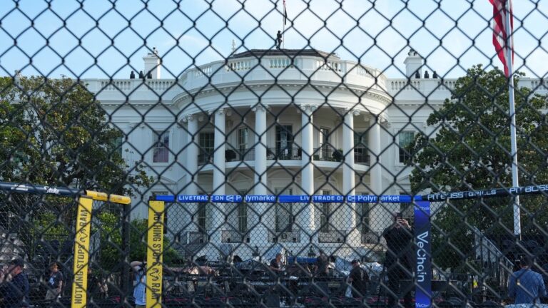 HistoriansSayStrangeThingsHaveHappenedAtTheWhiteHousejpeg | SBM Global News