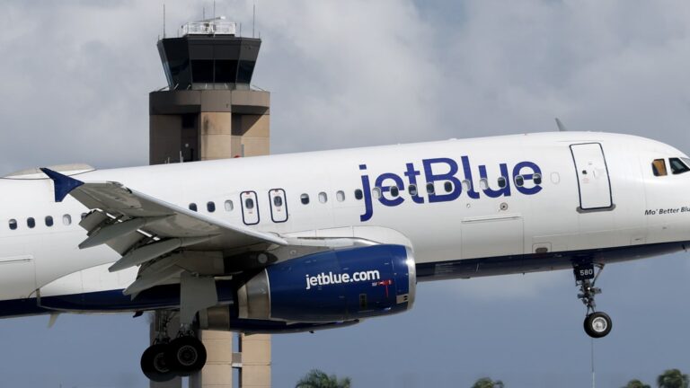 JetBluetoreduceNewarkLaGuardiafootprintasitexpandsinjpeg | SBM Global News