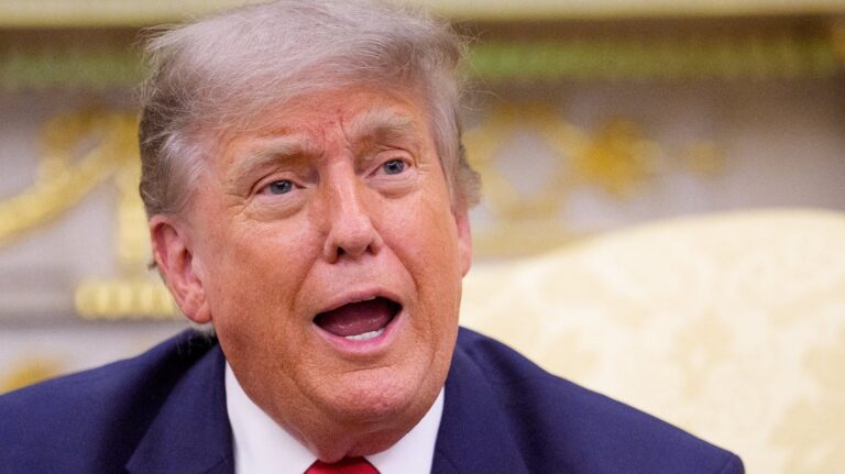 AuthorHighlyClassifiedTrumpMeetingHadStrangeInterruptionjpeg | SBM Global News