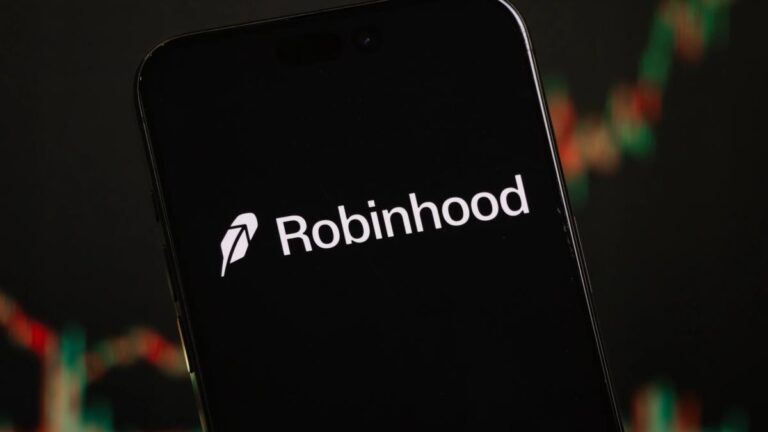 RobinhoodHOODseessurgeinBitcoinBTCGoldpredictionmarketsjpg | SBM Global News